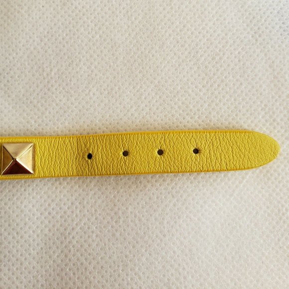SOLD Valentino Rockstud Bracelet Yellow Leather Authentic - Picture 5 of 8